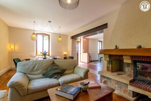 Smart TV - GITE DE LA MASSETTE - AVRESSIEUX (AVRESSIEUX)