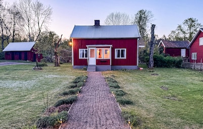 2 bedroom stunning home in Habbestorp