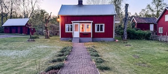2 bedroom stunning home in Habbestorp