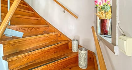 2 bedroom stunning home in Habbestorp