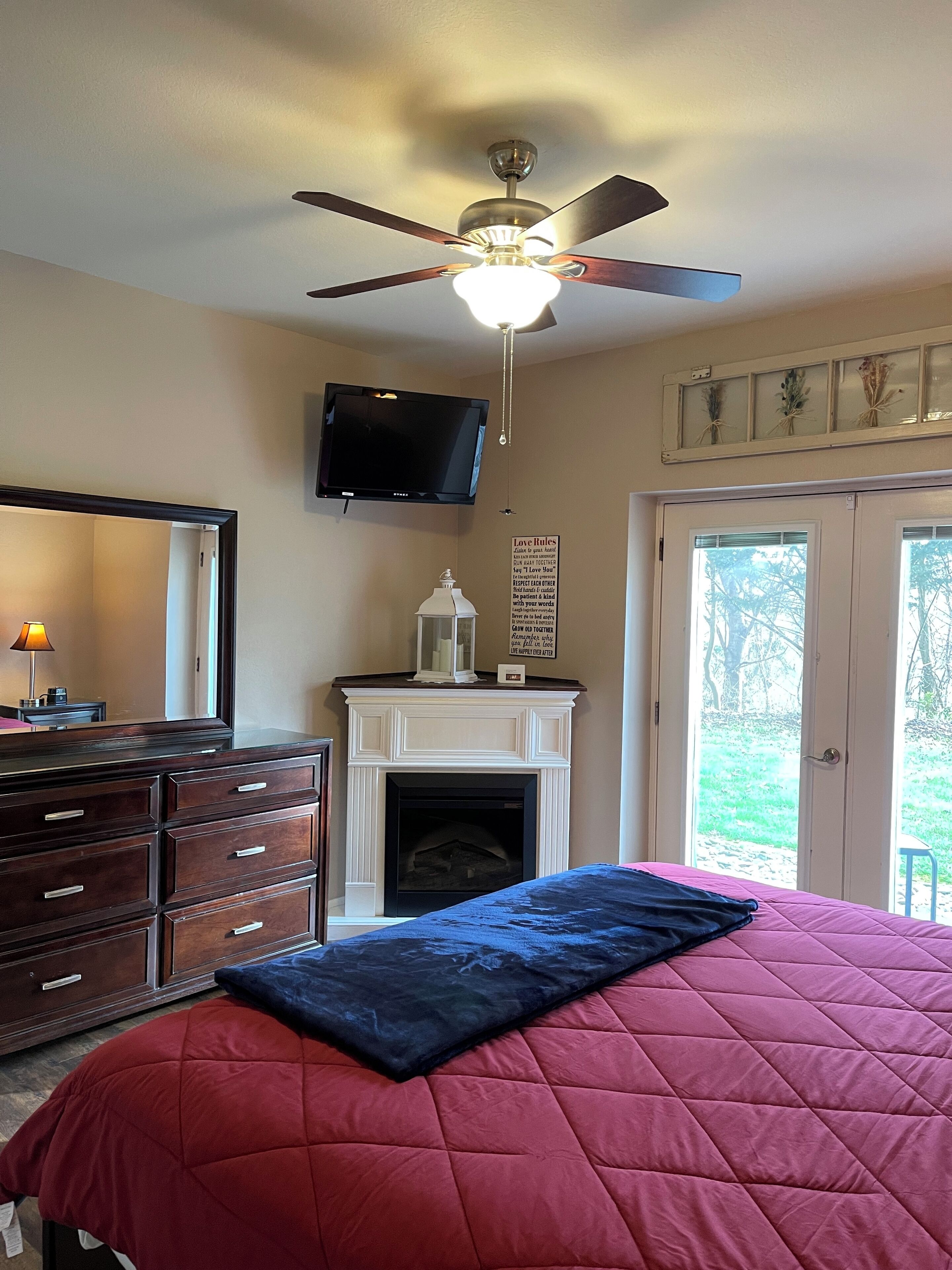2 bedrooms, iron/ironing board, travel crib, WiFi