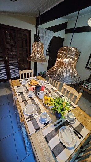 Dining - Cozy house in a condominium in BÚZIOS - Rio de Janeiro - 3 suites (Vila Luiza Armação dos Búzios)