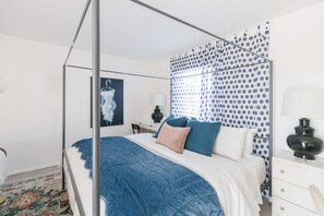 Iron/ironing board, travel cot, WiFi, bed sheets