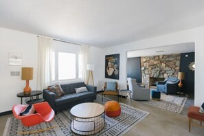 TV, fireplace, offices