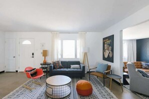 TV, fireplace, offices - The Block on the 17th: 9BR Compound + Pool & Games (Phoenix)