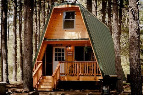 Exterior. The Hideaway at Forest Lakes