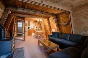 Televisie en een open haard