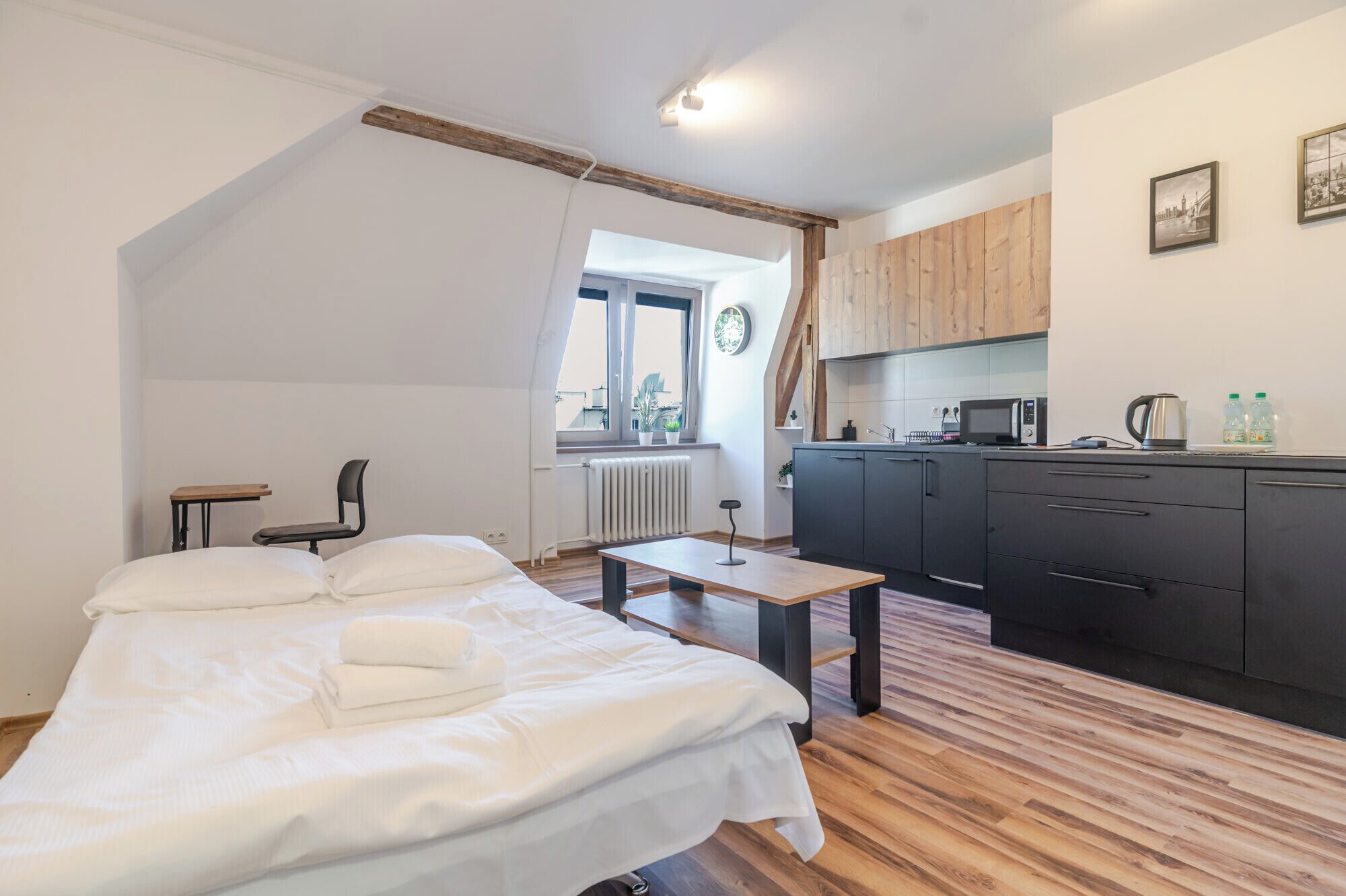 アイロン / アイロン台、WiFi、ベッドシーツ