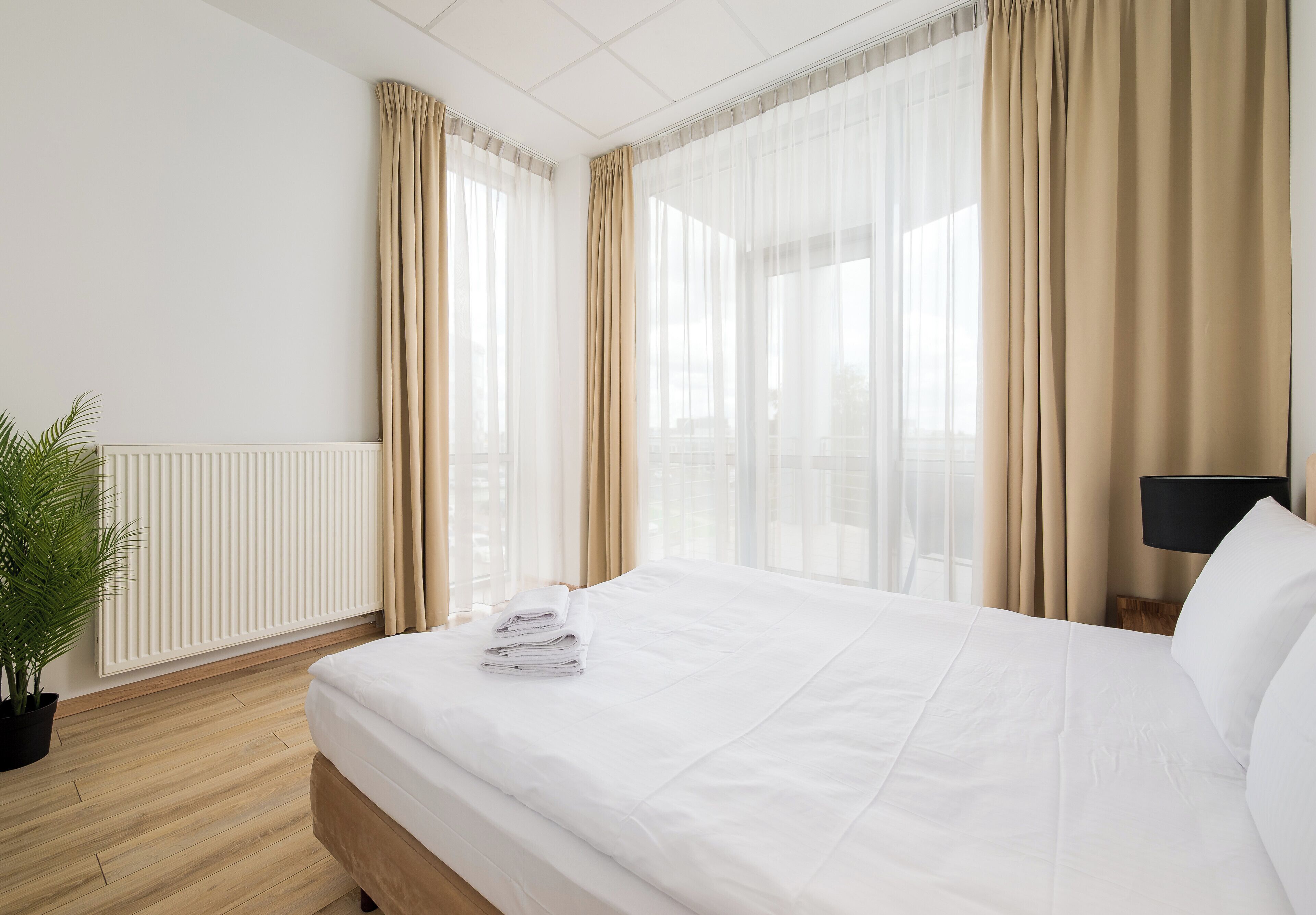 2 chambres, fer et planche à repasser, Wi-Fi, draps fournis