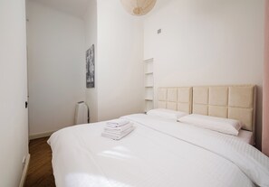 2 bedrooms, iron/ironing board, WiFi, bed sheets