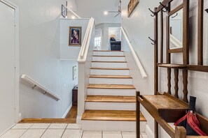 Interior - The Chapel Valley Hideaway (Dallas)