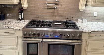 Your private CA retreat in Glendora perfect for families, groups, or getaways!