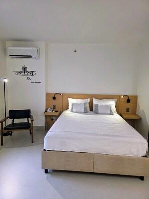 1 habitación, escritorio, tabla de planchar con plancha y wifi gratis 