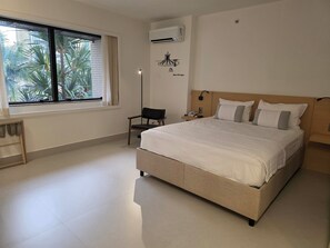 1 chambre, bureau, fer et planche à repasser, Wi-Fi gratuit