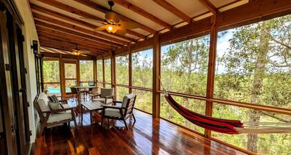Hidden Villa w/ Pool & waterfall