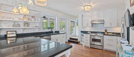 Microwave, oven, stovetop, dishwasher