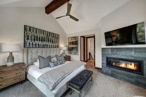 3 عدّة غرف نوم وواي فاي مجانًا وملاءات أسرّة