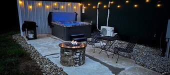 Sunset Cabin-Adults Only Hot Tub Getaway