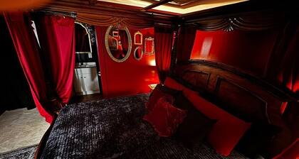 Sunset Cabin-Adults Only Hot Tub Getaway