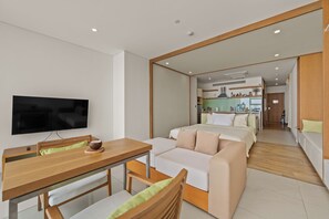 2 bedrooms, internet, bed sheets