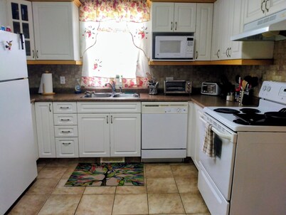 Great location with ample parking makes this a great place to rest and relax.