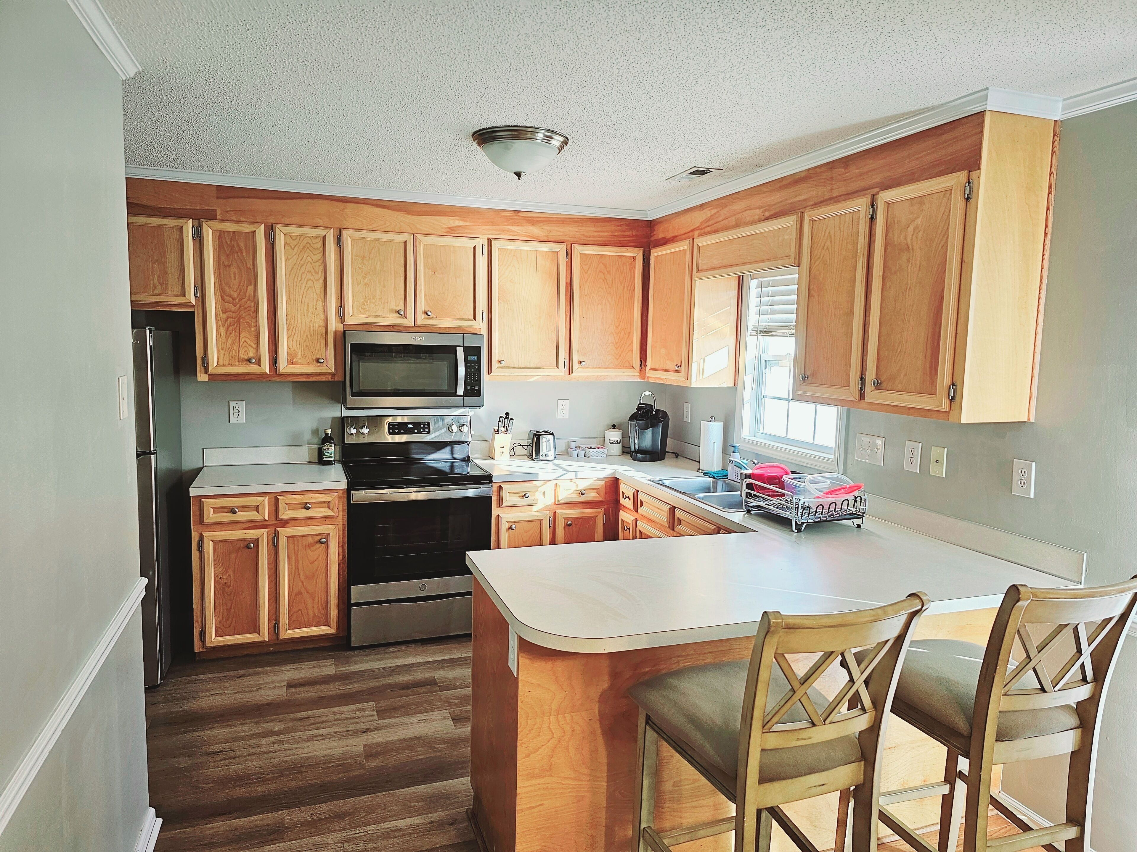 Microwave, oven, stovetop, dishwasher