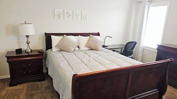 2 dormitorios, tabla de planchar con plancha, Internet y ropa de cama