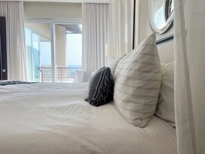 3 chambres, fer et planche à repasser, Wi-Fi, draps fournis