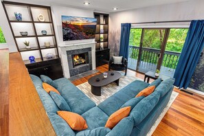 Smart TV, fireplace, video games, table tennis