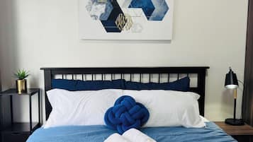 1 camera, ferro/asse da stiro, accesso a Internet, lenzuola