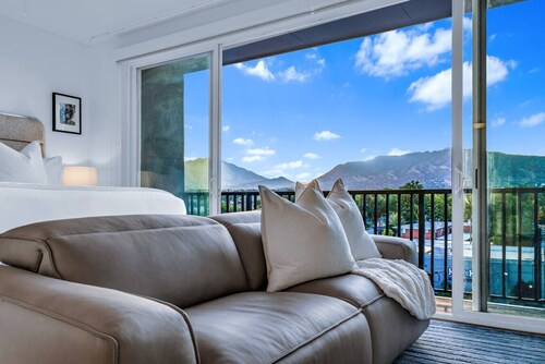 Sugarhouse - Panoramic Mountain Views! Studio!