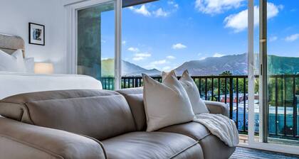 Sugarhouse - Panoramic Mountain Views! Studio!