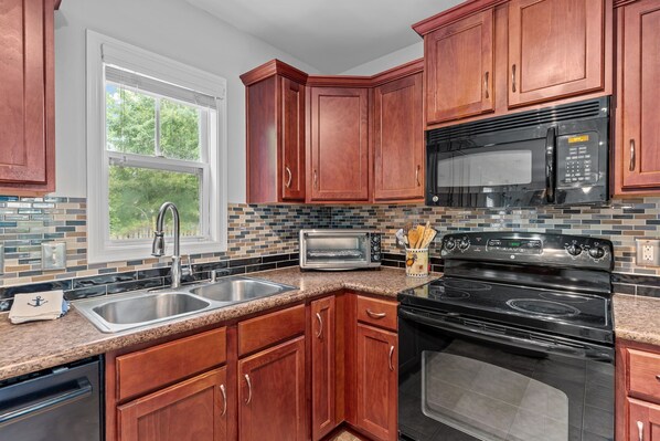 Microwave, oven, stovetop, dishwasher