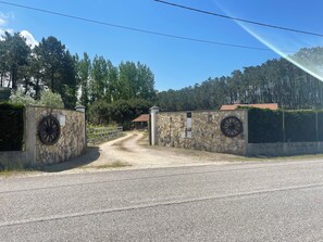 Property grounds - Adorable traditional and functional Farm House. (Guia)