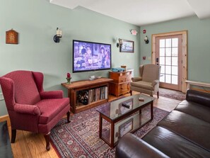 Fernseher, Kamin