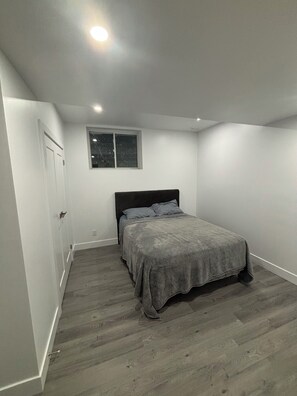 2 Schlafzimmer, Schreibtisch, kostenloses WLAN, Bettwäsche