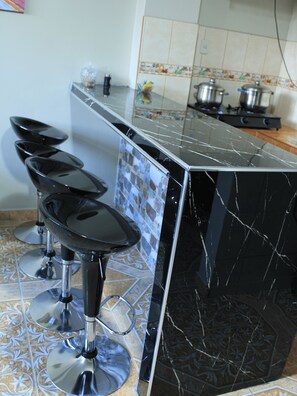Microwave - INTI RUMI apartment that will be your home in another country (Cusco)