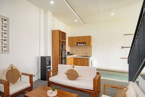 Living area - Fontana & Montana Villa Canggu (Munggu)