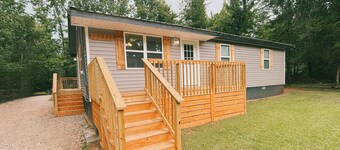 Charming 3-bedroom house near Lake Martin and Auburn