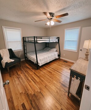 3 Schlafzimmer, WLAN, Bettwäsche