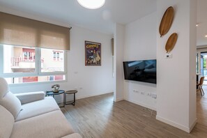 Smart TV, video games, DVD player, books