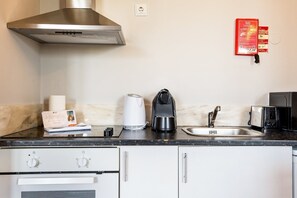Fridge, microwave, coffee/tea maker