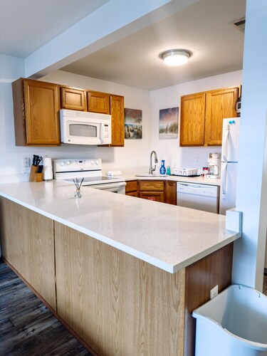 Oak Shores 128, Biloxi