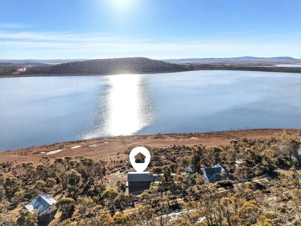 Unclassified image, 1 of 39, button