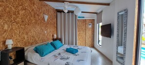 1 bedroom, iron/ironing board, Internet, bed sheets