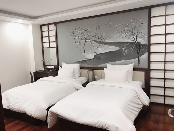 In-room safe, free WiFi