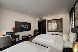 In-room safe, free WiFi