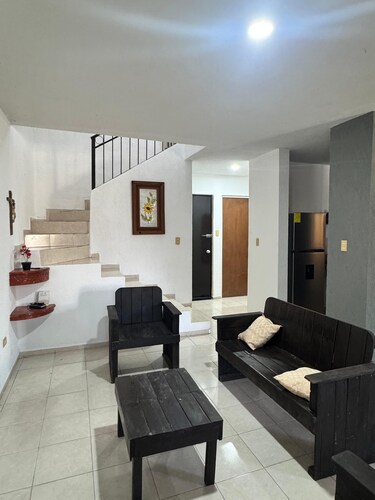 Casa Amelia Victoria, at the entrance of the city, 20 minutes from the airport.