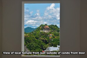 Interior - Panoramic Sea View Condo, 90m2, Hua Hin คอนโด หัวหิน 1bed/2bath/kitchen (Tambon Nong Kae)