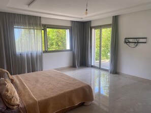 4 chambres, Wi-Fi, draps fournis